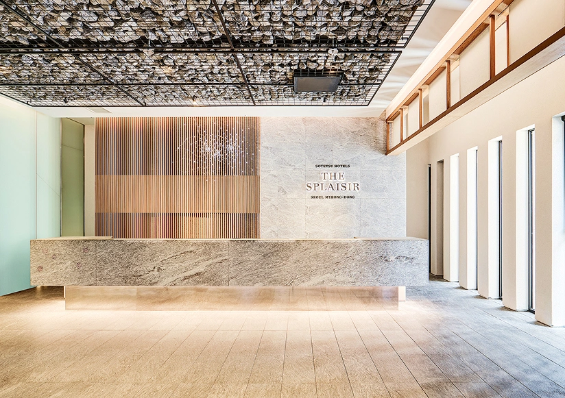 フロント・ロビー