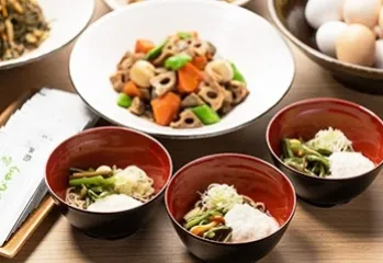 写真：上田産素材の日替わりメニュー