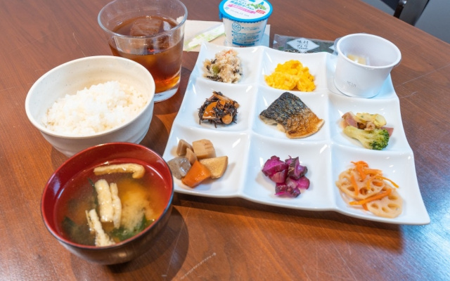 盛り付け例（日替わり）