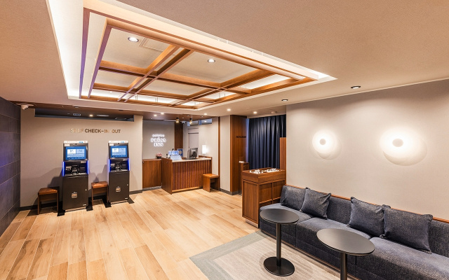 フロント・ロビー