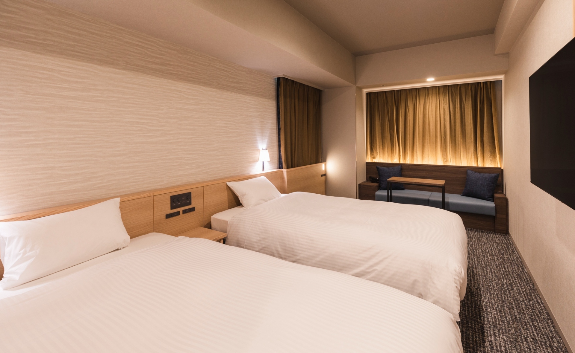 スーペリアツイン