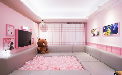 LINE FRIENDS コニー スイート