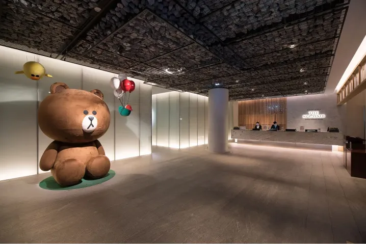 フロント・ロビー