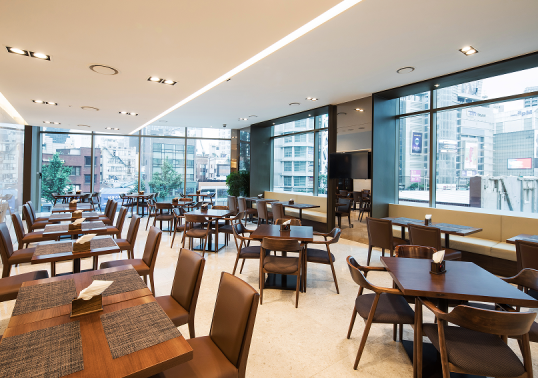 レストラン「BST」