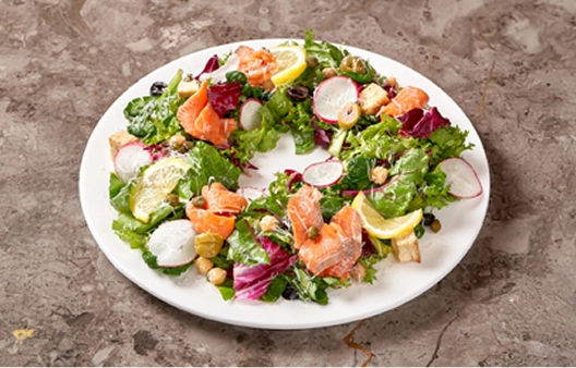 サーモンサラダ