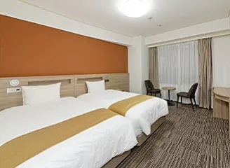 ユニバーサルツイン